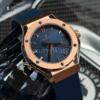 Реплика часов Hublot Classic Fusion 581.OX.7180.RX, на синем каучуке — фото товара LuxuryWatch