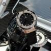 Реплика часов Hublot Classic Fusion 581.NX.1171.RX.1104, на каучуковом ремешке — фото товара LuxuryWatch