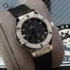Реплика часов Hublot Classic Fusion 581.NX.1171.RX.1104, на каучуковом ремешке — фото товара LuxuryWatch