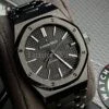 Реплика часов Audemars Piguet Ceramic Royal Oak 15400ST.OO.1220ST.01 — фото товара LuxuryWatch