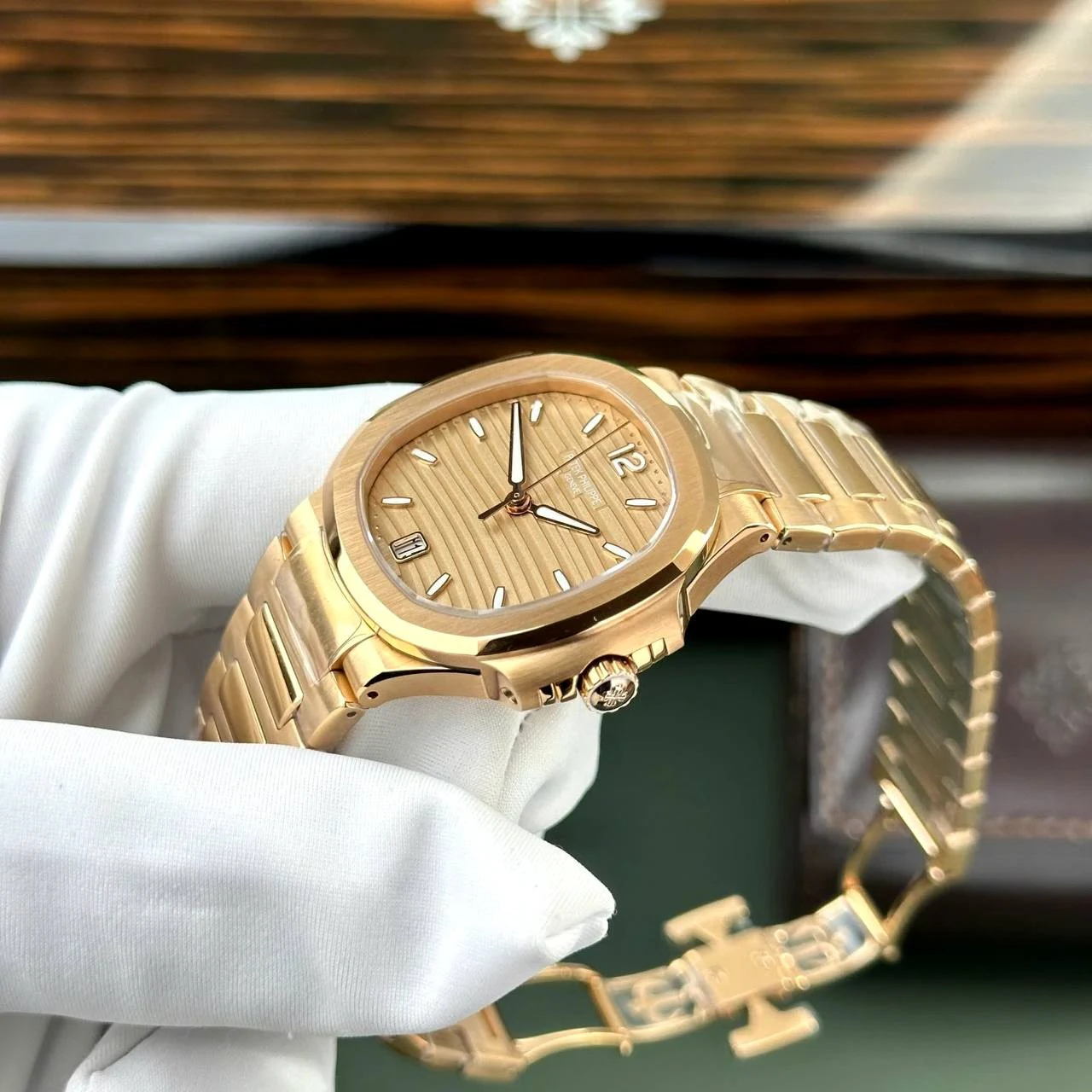 Изображение к статье: Китайские клоны Patek Philippe: виртуозное мастерство
