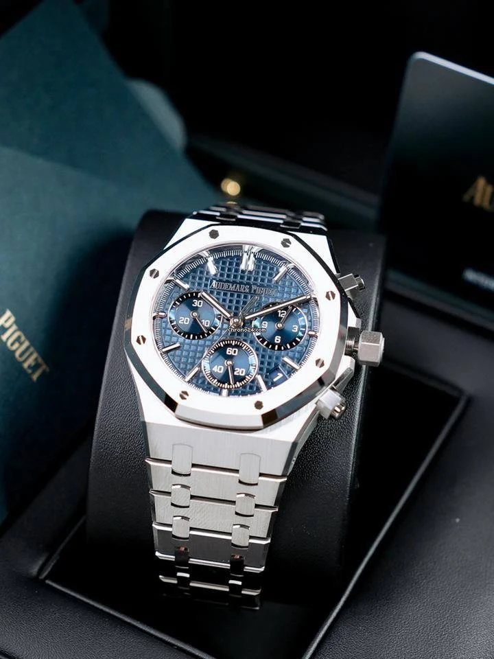 Изображение к статье: Audemars Piguet Royal Oak: История дизайна и модели для инвестиций.