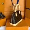 Копия сумки Louis Vuitton Alma BB M46990 — фото товара LuxuryWatch