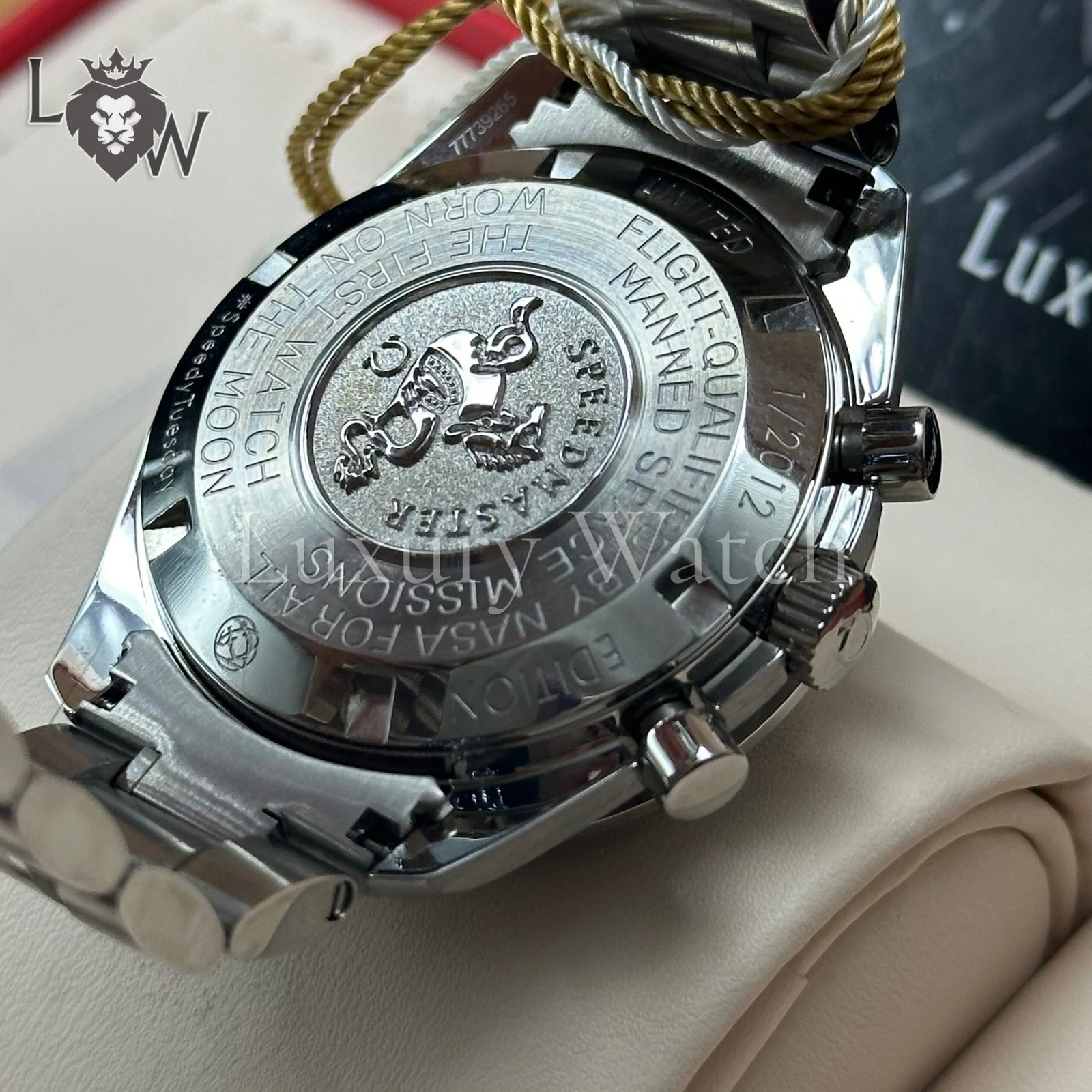 Omega Speedmaster vs Rolex Daytona Изображение к статье: Omega Speedmaster vs Rolex Daytona