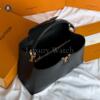 Копия сумки Louis Vuitton Capucines GM Souple M24607 — фото товара LuxuryWatch