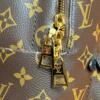 Копия сумки Женский рюкзак Louis Vuitton Palm Springs MM M44874 — фото товара LuxuryWatch