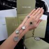 Копия ювелирного изделия Колье Van Cleef & Arpels Magic Alhambra 6 мотивов — фото товара LuxuryWatch
