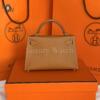 Копия сумки женская Hermès Kelly Mini 20 Epsom Gold — фото товара LuxuryWatch