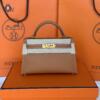 Копия сумки женская Hermès Kelly Mini 20 Epsom Gold — фото товара LuxuryWatch