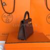 Копия сумки женская Hermès Kelly Mini 20 Rouge H Veau Madame Gold Hardware — фото товара LuxuryWatch