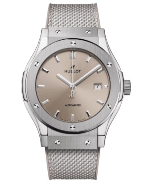 Реплика часов Hublot Classic Fusion 542.NX.2610.LR Essential Taupe — фото товара LuxuryWatch