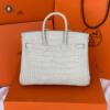 Копия сумки женская Hermès Birkin 25 Beton Matte Alligator Gold Hardware — фото товара LuxuryWatch