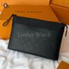 Копия сумки Louis Vuitton Pochette Voyage Souple M26741 — фото товара LuxuryWatch