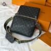 Копия сумки Louis Vuitton Trio Messenger M28628 — фото товара LuxuryWatch