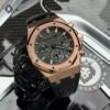 Реплика часов Audemars Piguet Royal Oak Chronograph 26240OR.OO.D404CR.02, зелёный циферблат на чёрном кожаном ремешке — фото товара LuxuryWatch