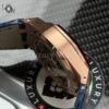 Реплика часов Audemars Piguet Royal Oak Chronograph 26239OR.OO.D315CR.01, синий циферблат с розово-золотистыми регистрами на синей коже — фото товара LuxuryWatch