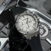Реплика часов Audemars Piguet Royal Oak Chronograph 26240ST.OO.1320ST.07, серебристый циферблат на чёрном каучуковом ремешке — фото товара LuxuryWatch