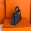 Копия сумки женская Hermès Kelly Mini 20 Bleu Navy Epsom — фото товара LuxuryWatch