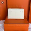 Копия сумки женская Hermès Kelly Pochette Swift Clutch Craie — фото товара LuxuryWatch