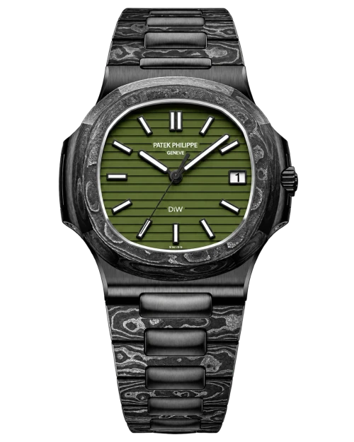 Реплика часов Patek Philippe Nautilus DiW Carbon — фото товара LuxuryWatch